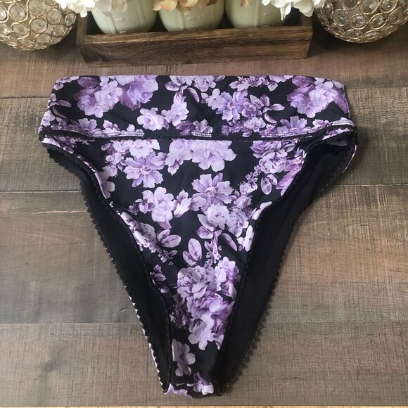 Beach Riot Highway Bikini Bottom in Spring Fairy Floral - Picture 5 of 7